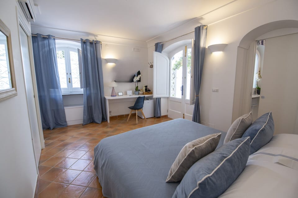 Double Room | Desk, WiFi (free)