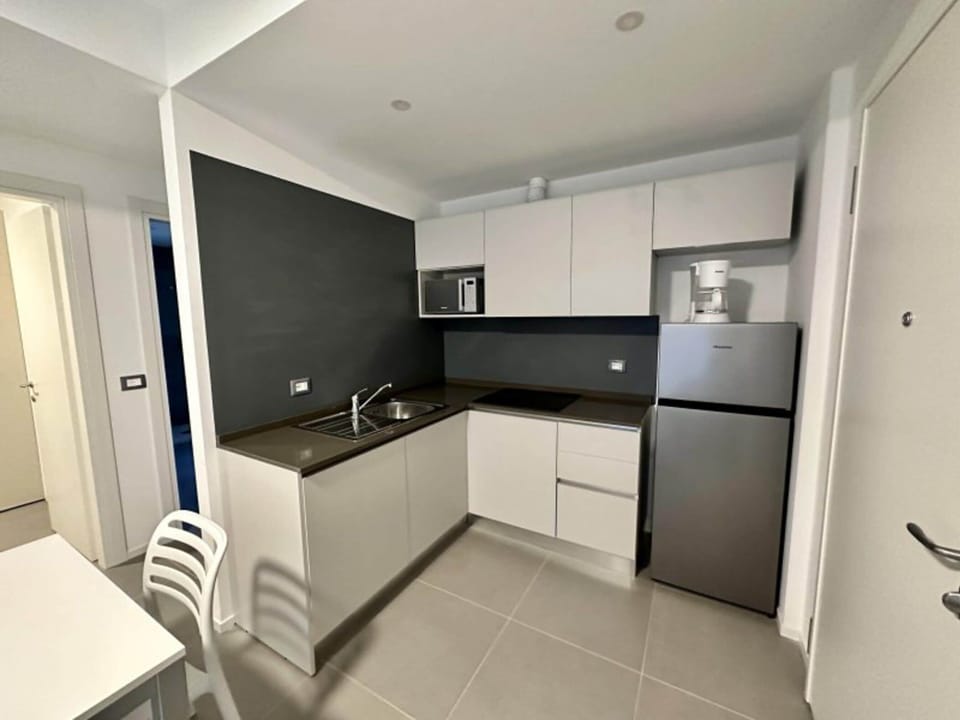 Apartment, 1 Bedroom, Balcony, Garden View | Interior