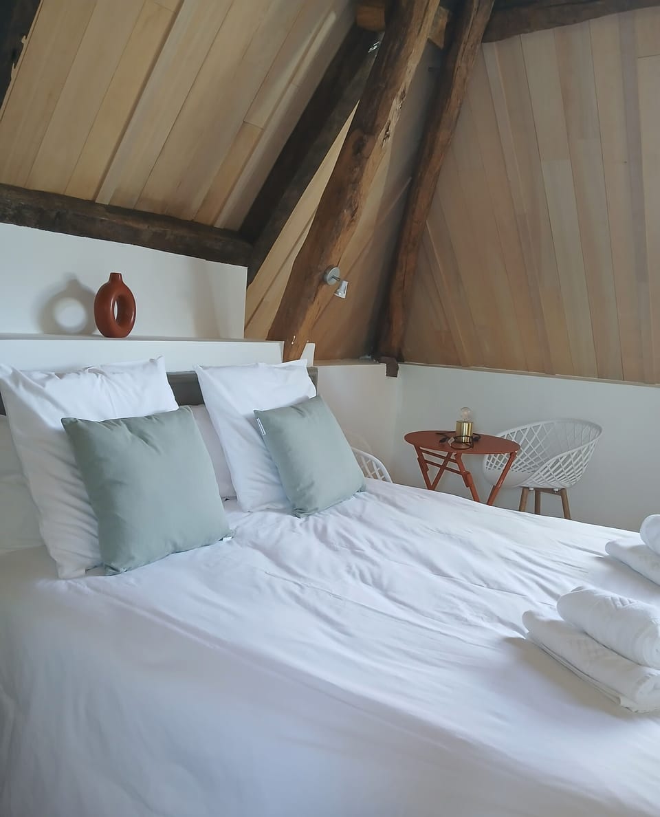 Family Quadruple Room | Blackout drapes, iron/ironing board, free WiFi