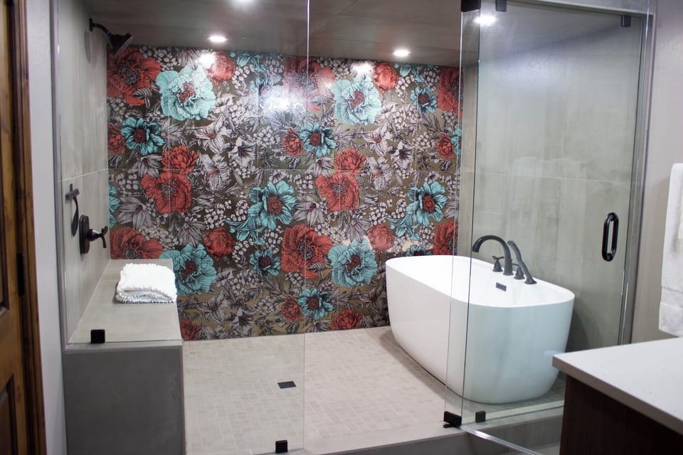 Ruby20Suite20Bathroom4