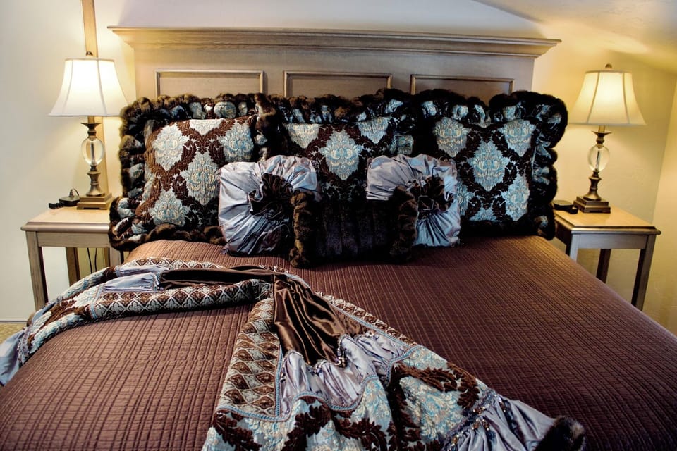 Diamond20Bedroom201