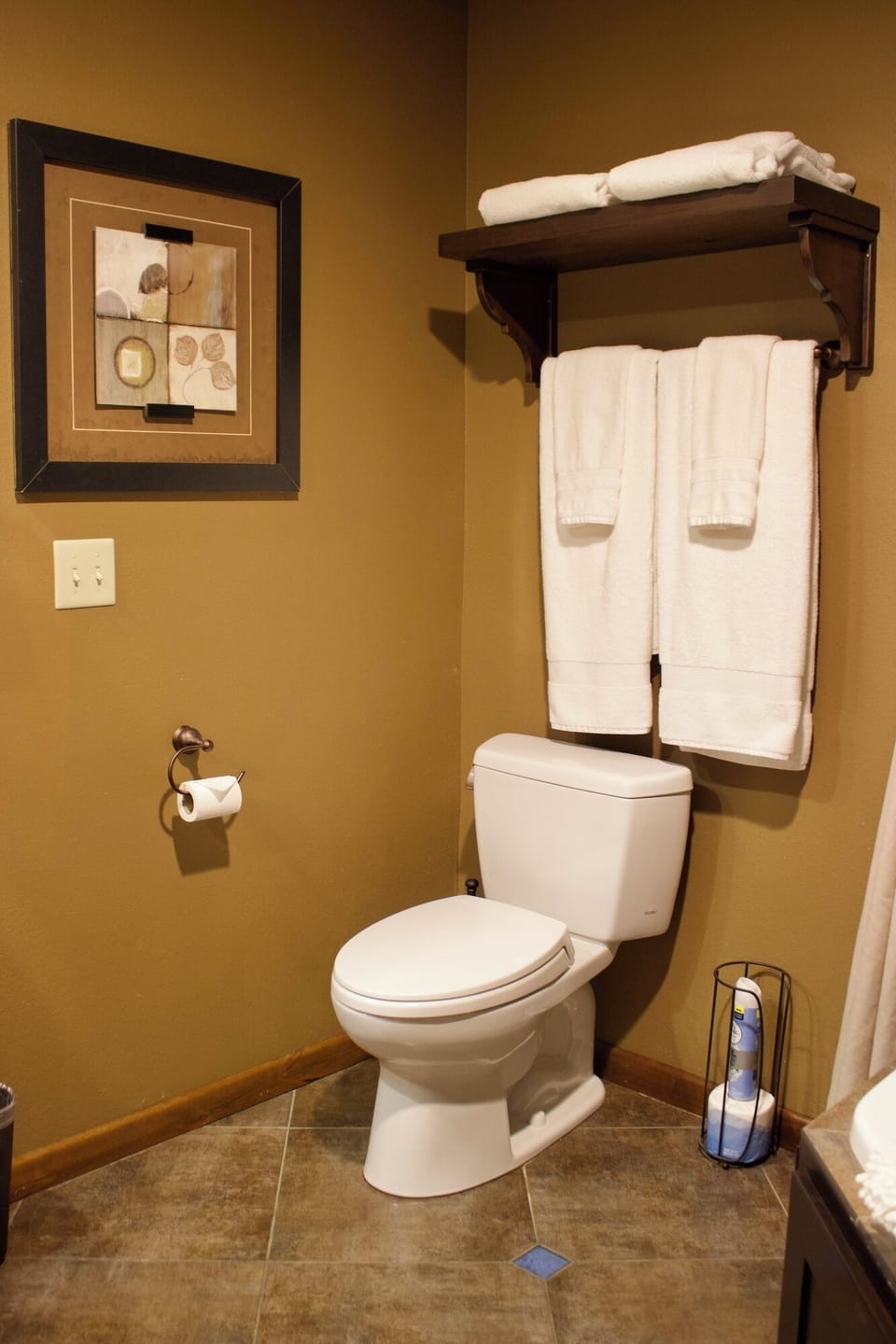 Sapphire20Suite20Bathroom2