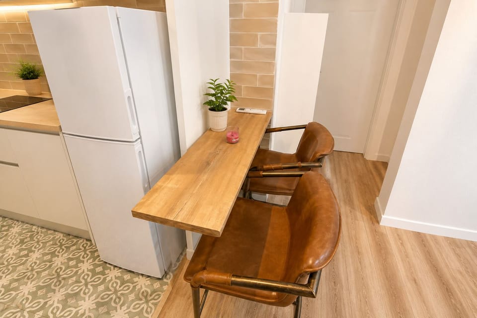 Comfort Apartment | Dining room