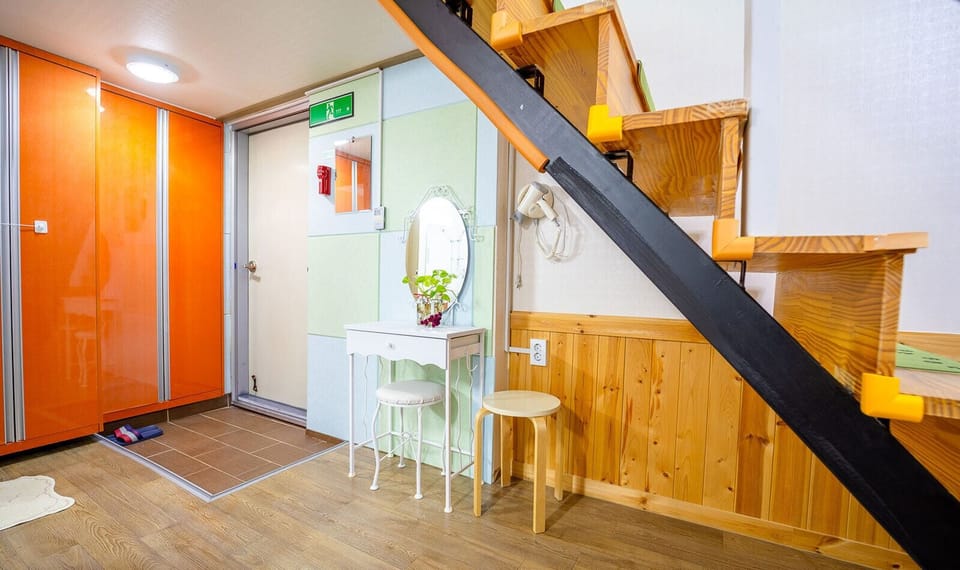 Deluxe Double Room, Balcony, Mountain View | Interior
