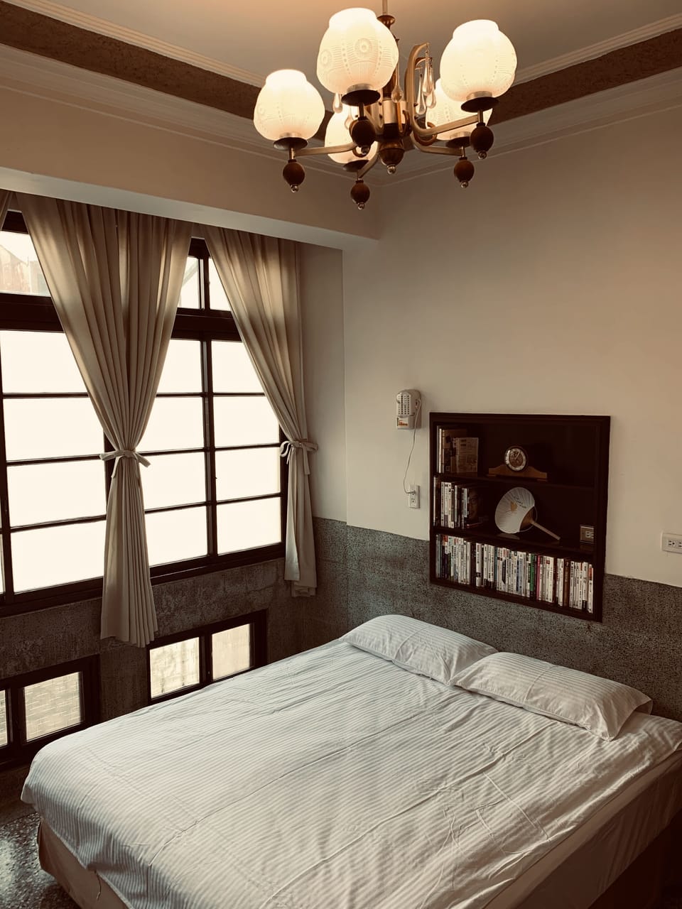 Classic Double Room | Desk, blackout drapes, soundproofing, free WiFi