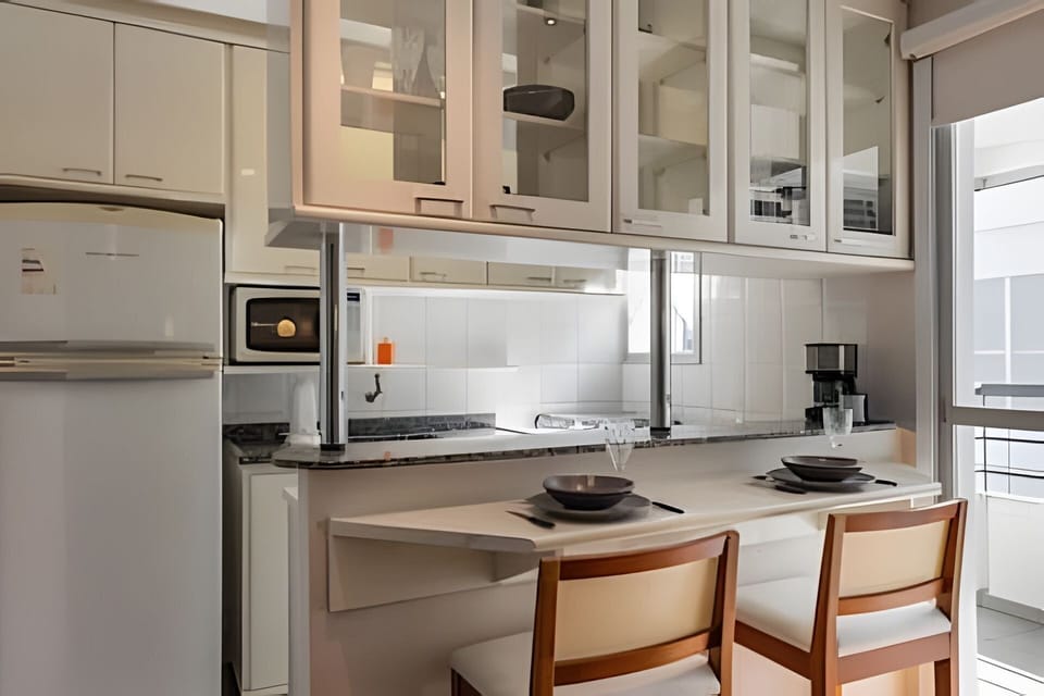 Superior Apartment | Private kitchen | Coffee/tea maker, microwave, stovetop, blender