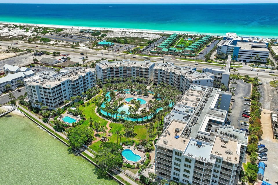 Condo, 1 King Bed with Sofa bed (Destin West Bayside Sandpiper #405) | Exterior