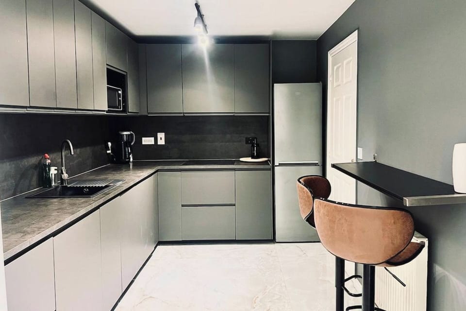Fridge, microwave, dishwasher, electric kettle
