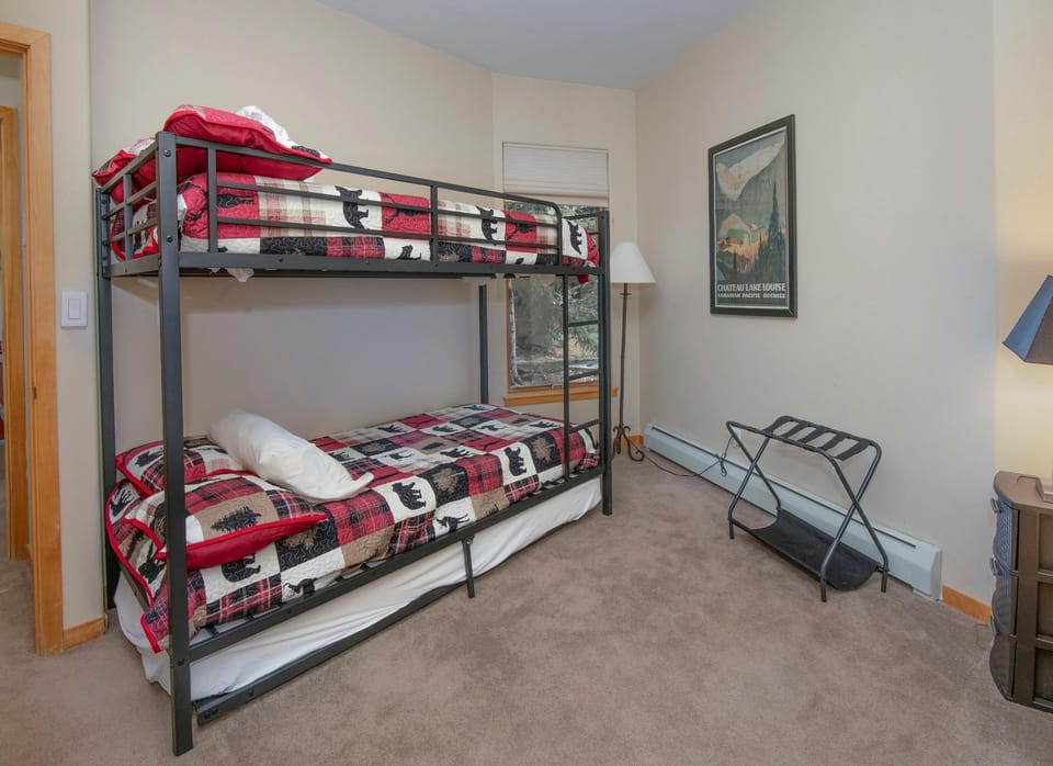 Condo, Multiple Beds (Savoy Villas 4D, 3BD Vail Condo with ) | 3 bedrooms