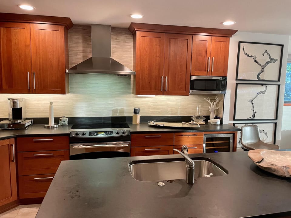 Condo, Multiple Beds (Seasons at Avon 228, 3BD, 3BA Condo) | Private kitchen