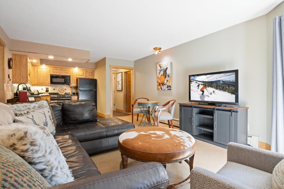 Condo, Multiple Beds (Westwind 208 2BD 2BA Gold Condo in Li) | Living area