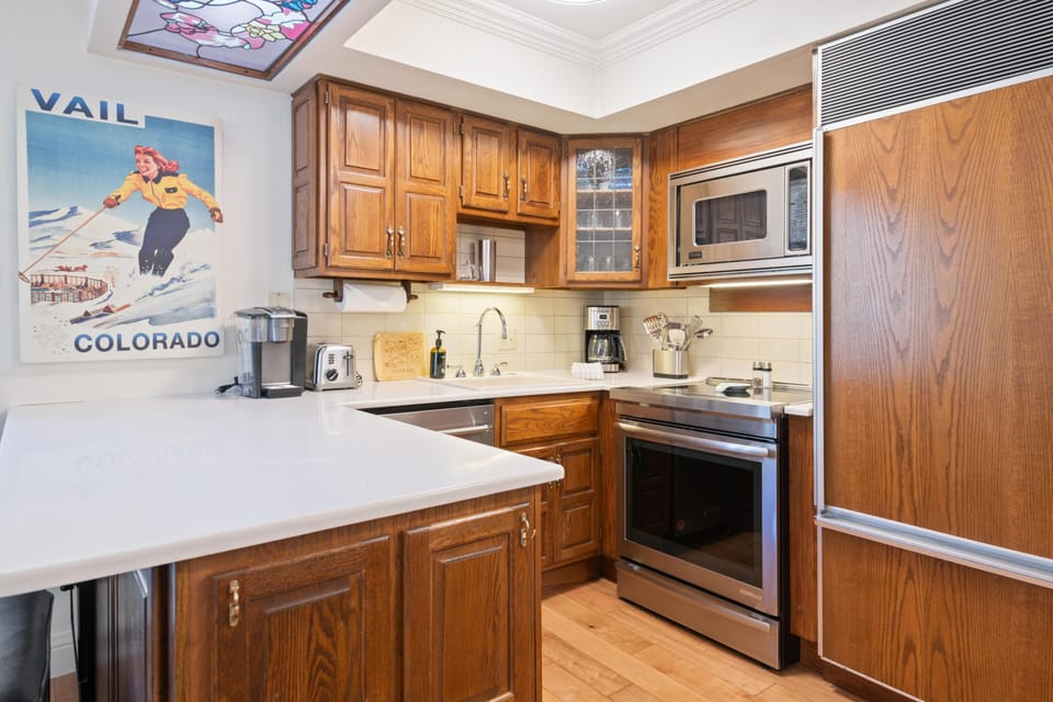 Condo, 1 King Bed with Sofa bed (Westwind 209 1BD, 1BA Platinum Condo ) | Private kitchen
