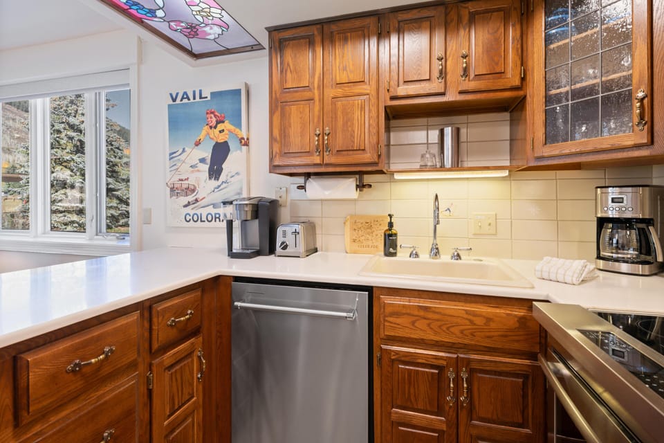 Condo, 1 King Bed with Sofa bed (Westwind 209 1BD, 1BA Platinum Condo ) | Private kitchen