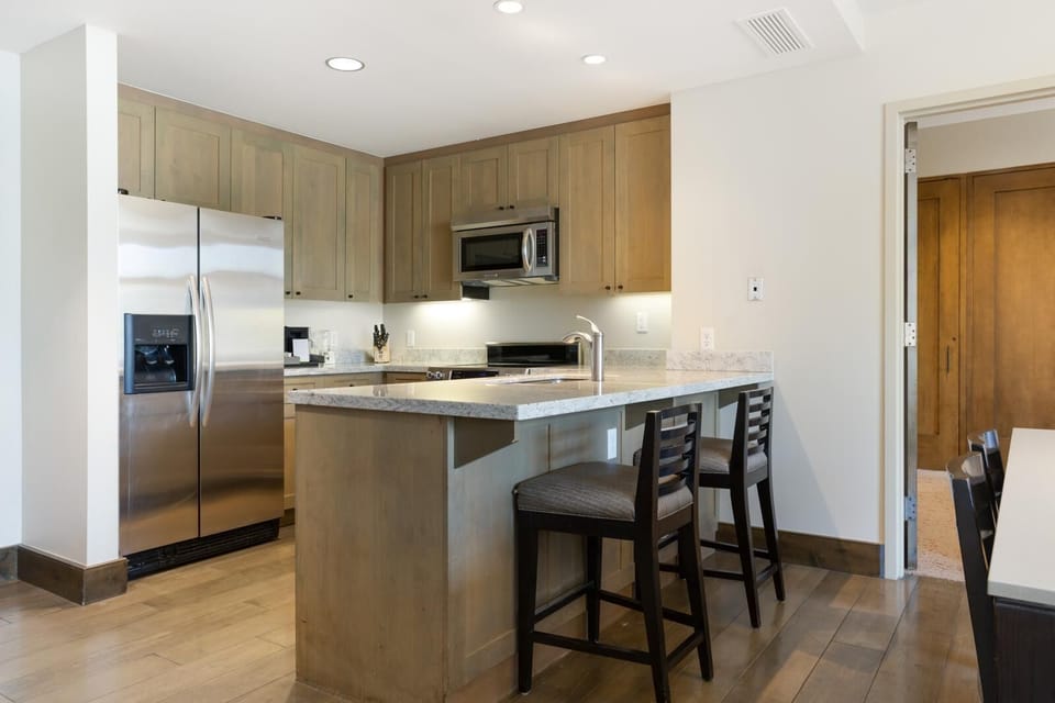 Condo, Multiple Beds (Riverfront Resort & Spa 421, 2BD Cond) | Private kitchen