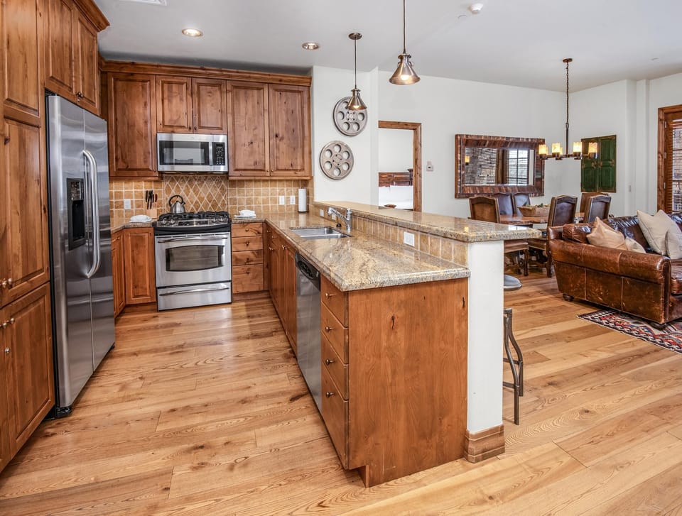 Condo, Multiple Beds, Mountain View (Beaver Creek Landing A204, 3BD 3.5BA ) | Private kitchen | Full-size fridge, microwave, oven, dishwasher