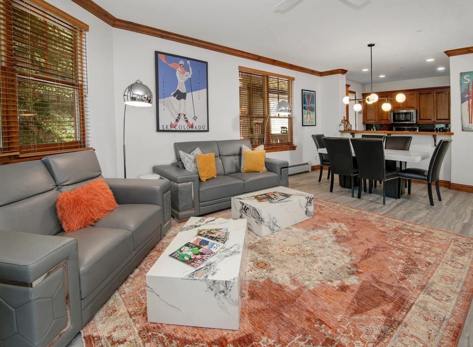 House, 2 Queen Beds (Brookside Townhome 201,  3BD in Avon ) | Living area