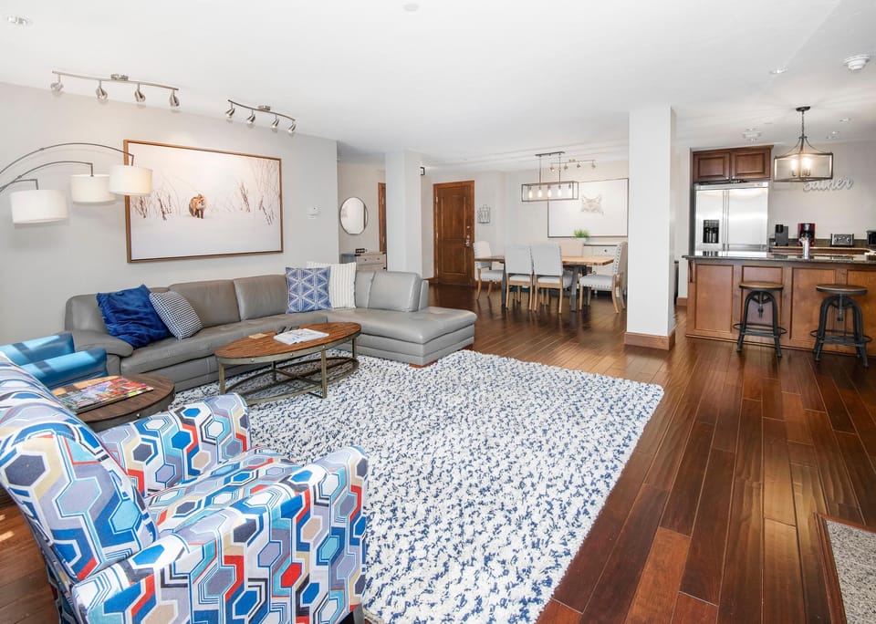 Condo, Multiple Beds (Ascent 301, 3BD Condo in Avon with Am) | Living area