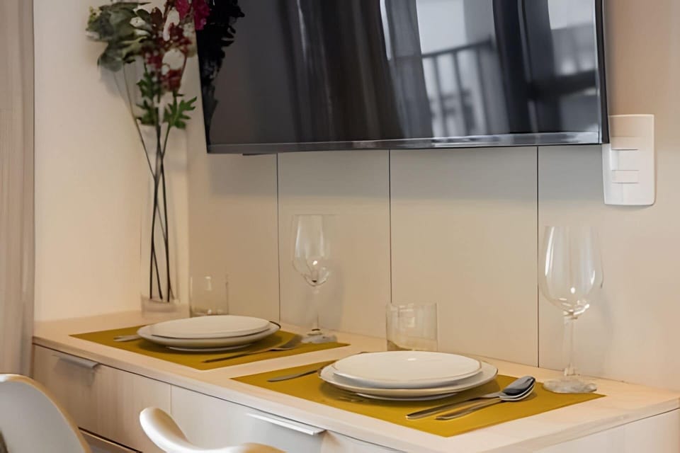 Apartment | Dining