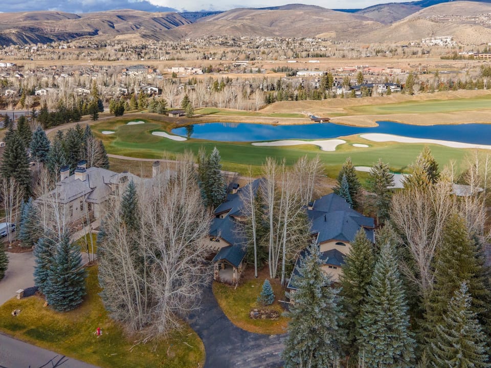 House, Multiple Beds (4BD Private Arrowhead Home on Golf Co) | Golf