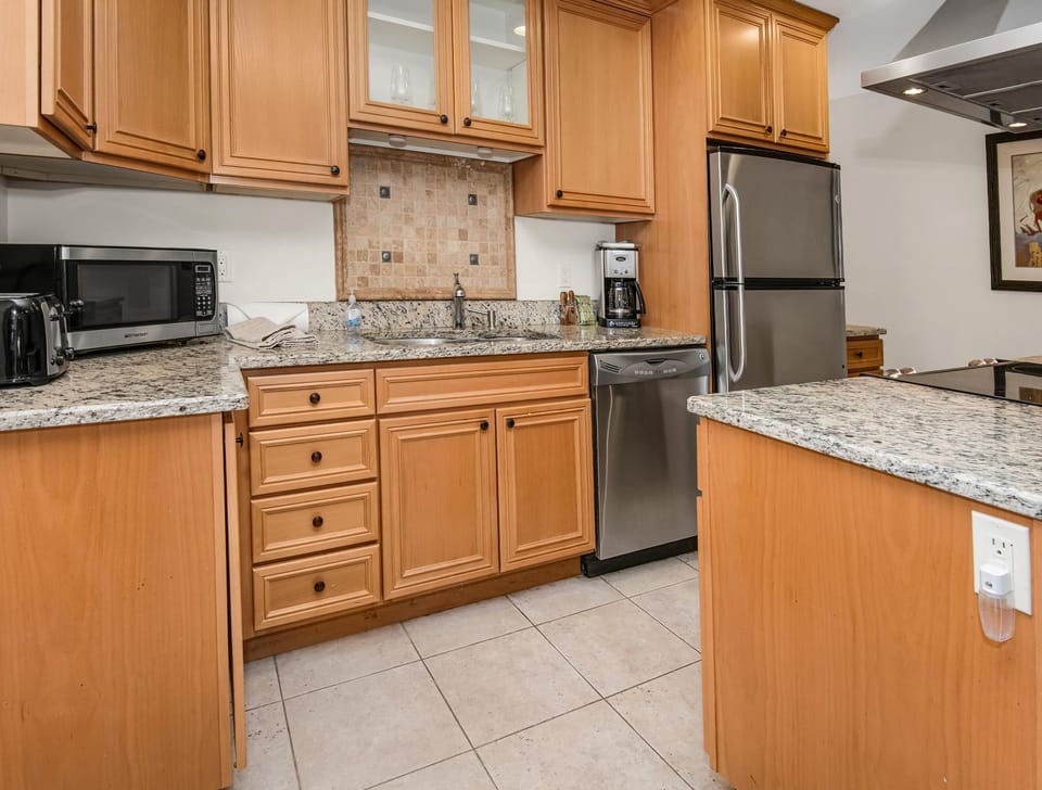 Condo, Multiple Beds (Spruce Way 209, 2BD East Vail Condo) | Private kitchen