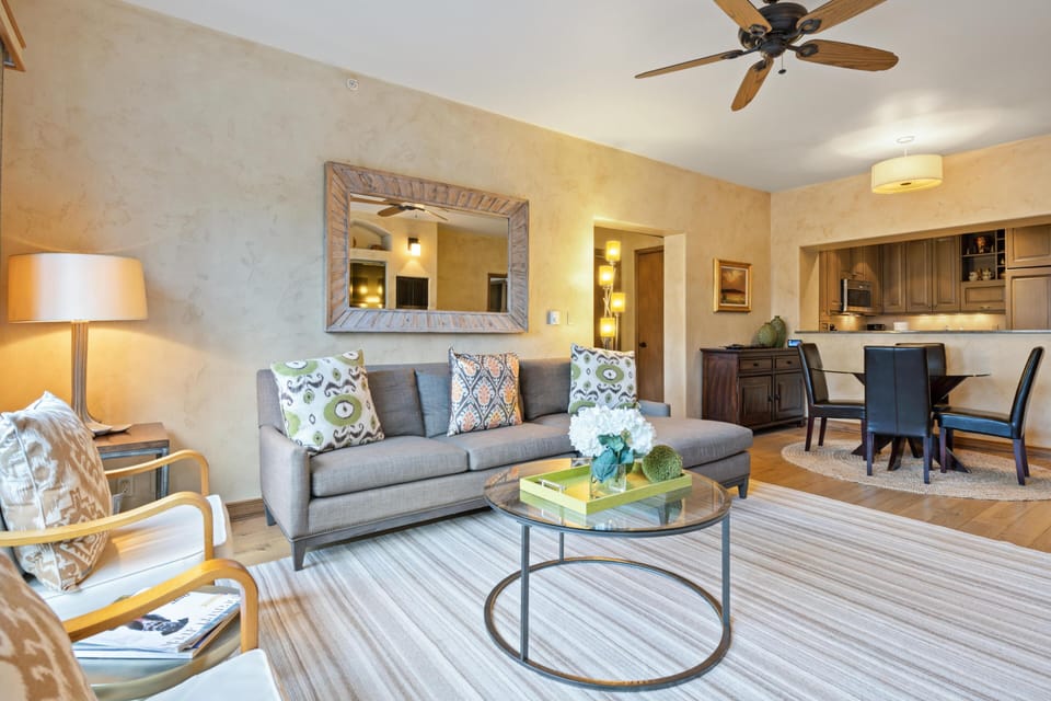 Condo, 1 King Bed (Borders Lodge U106 2BD Beaver Creek S) | Living area