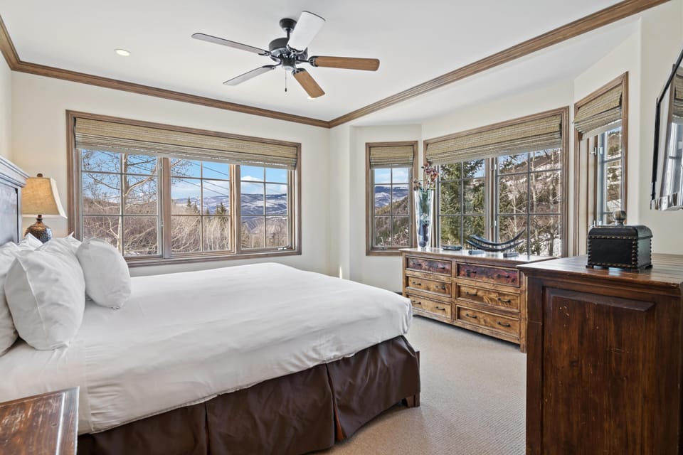 Borders Lodge U207 2BD Beaver Creek Ski-in, Ski-out Condo Apartment in Beaver Creek