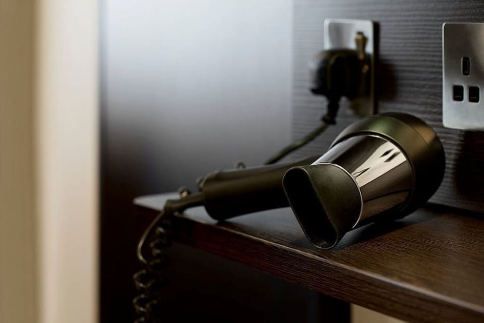 Standard Twin Room | Bathroom amenities | Hair dryer, towels, soap, shampoo