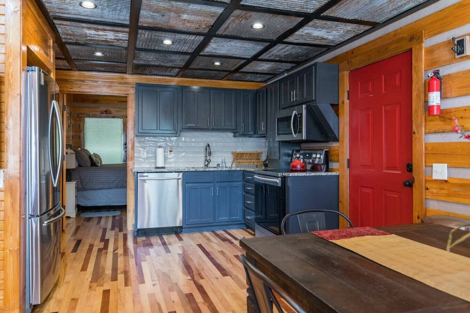 Chalet (3 Bedrooms) | Interior