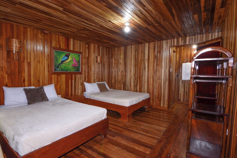Free WiFi, bed sheets