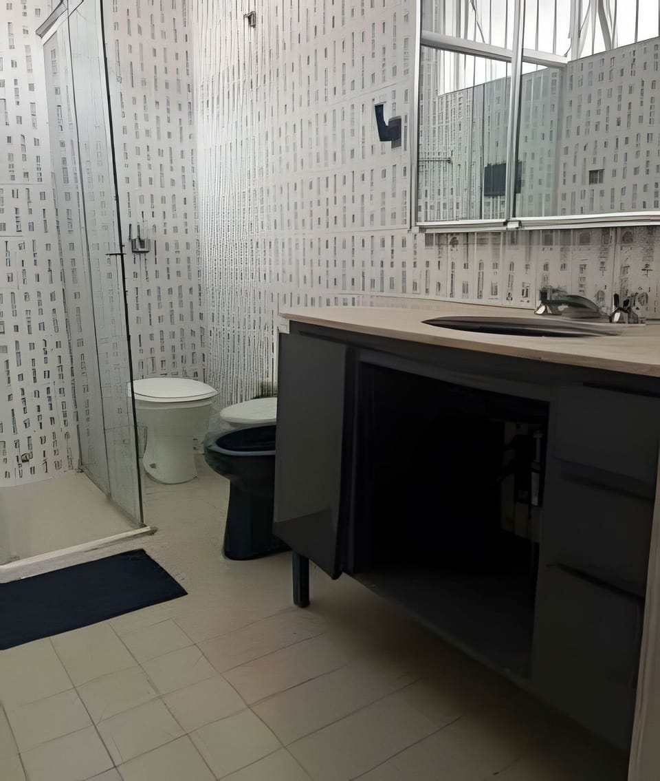 Single Room | Bathroom