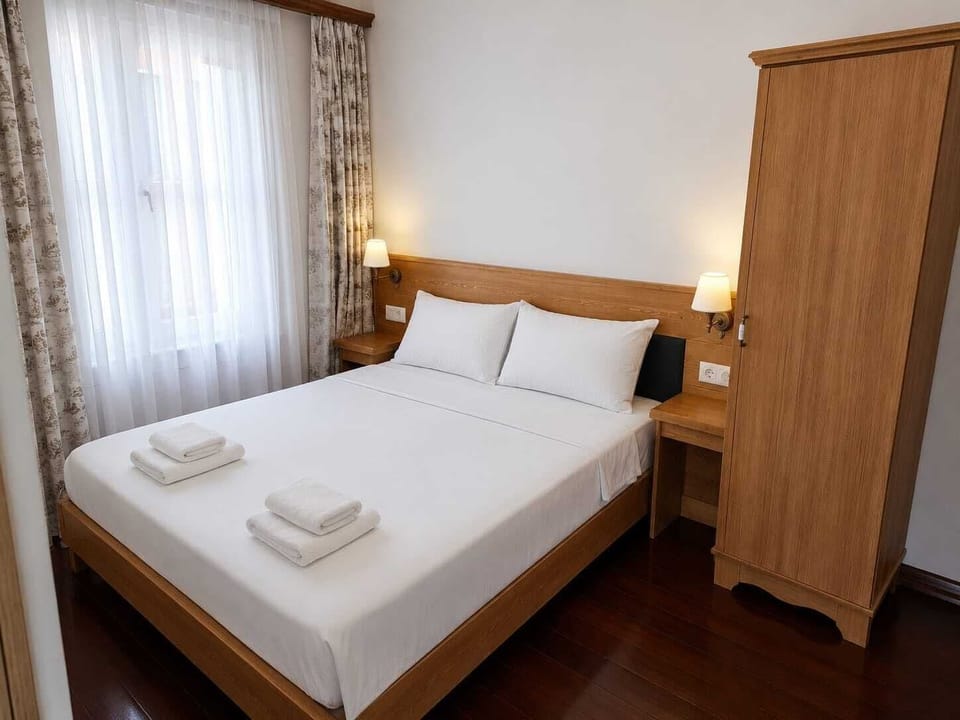 Standard Room, Terrace, City View | WiFi (free), bed sheets