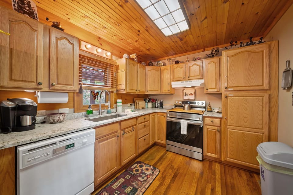 Spacious Kitchen