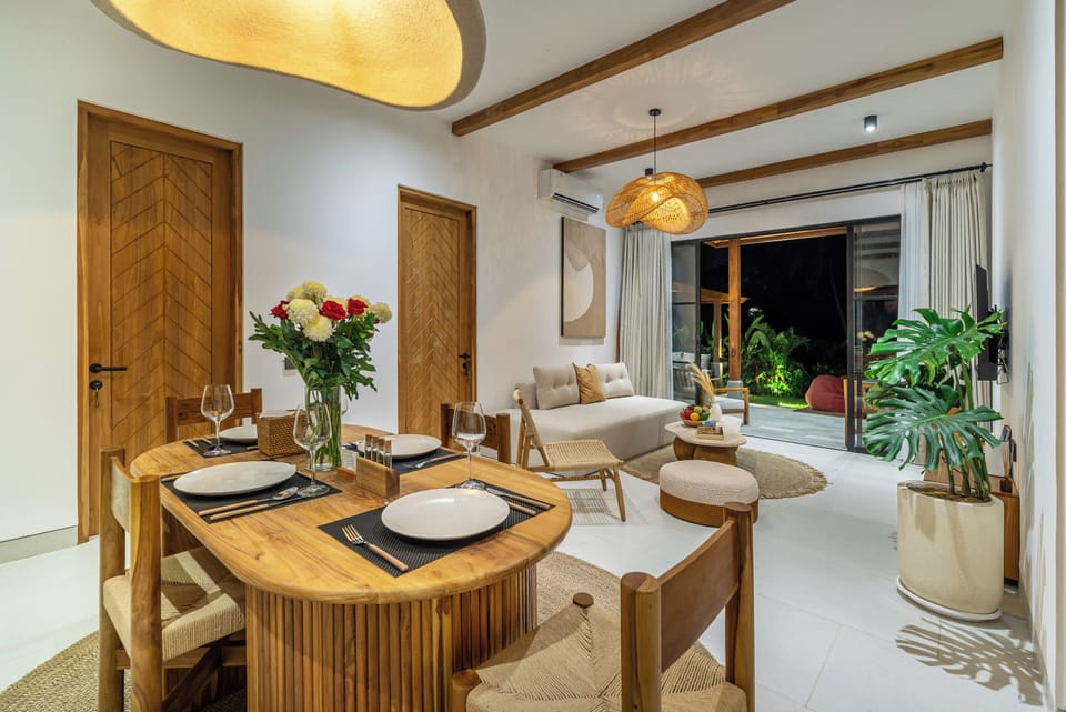 Luxury Villa, Pool View | Dining