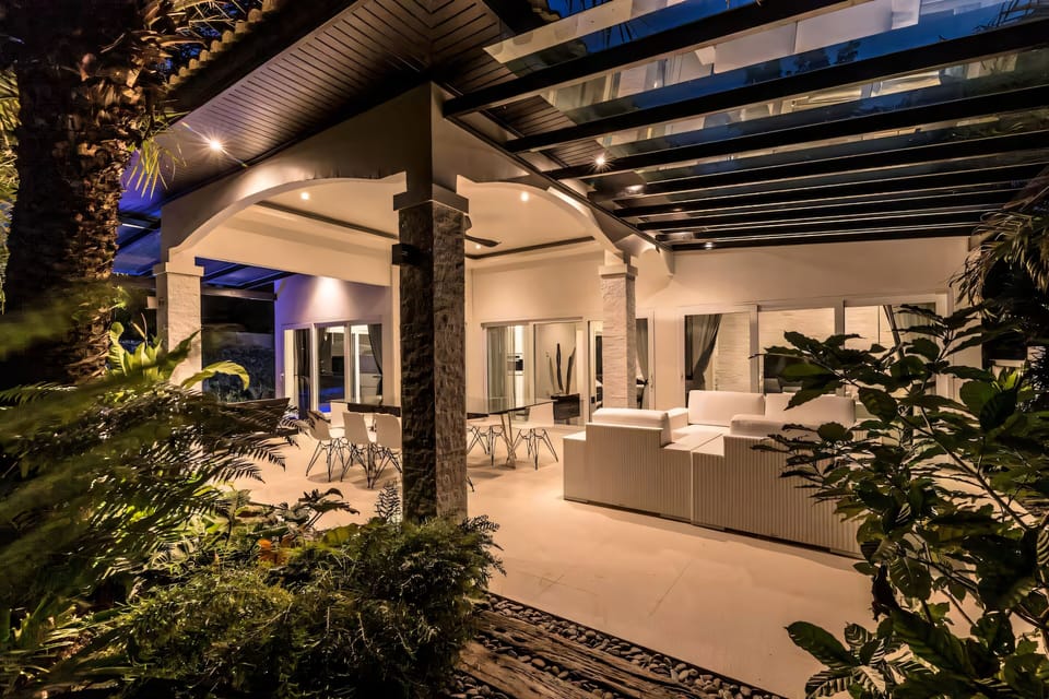 Luxury Villa, Garden View | Terrace/patio