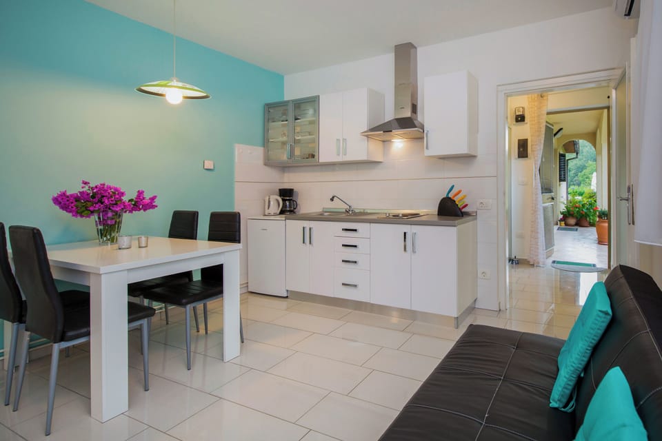 Living and dining room
