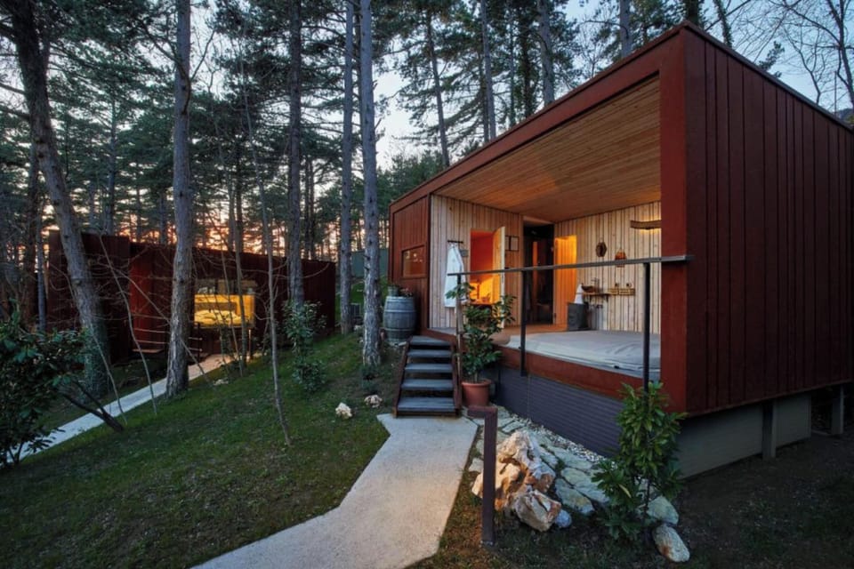 Shared sauna and wellness