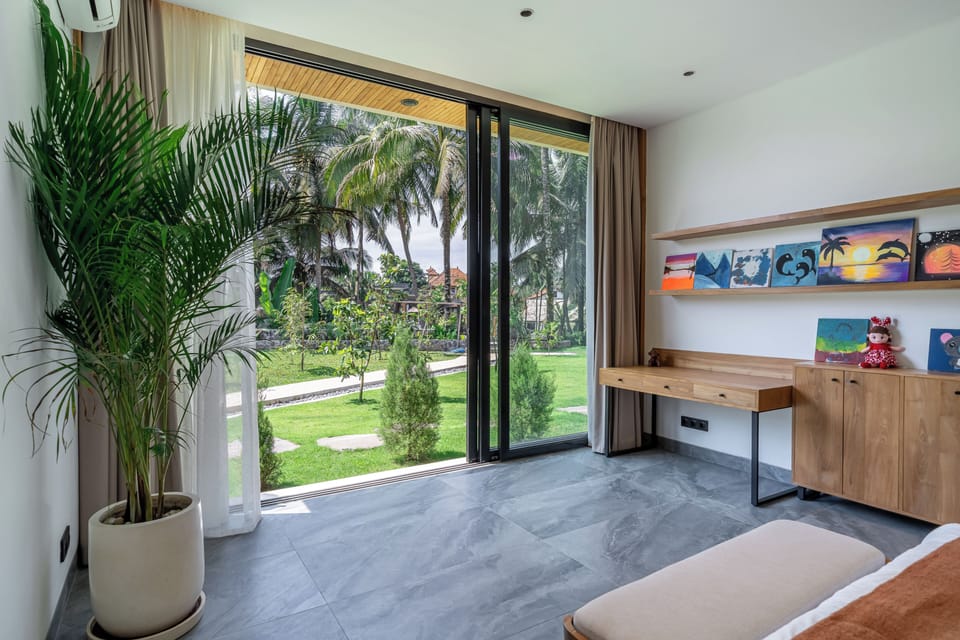 Signature Villa, Pool View | Interior