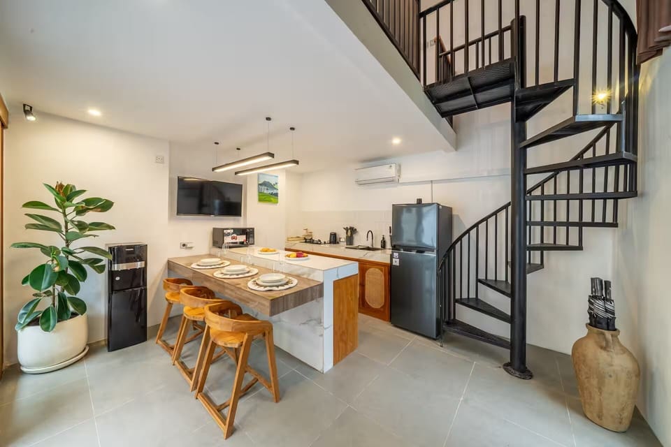 Deluxe Villa, 3 Bedrooms, Private Pool | Private kitchen | Electric kettle, spices, eco-friendly cleaning products, paper towels