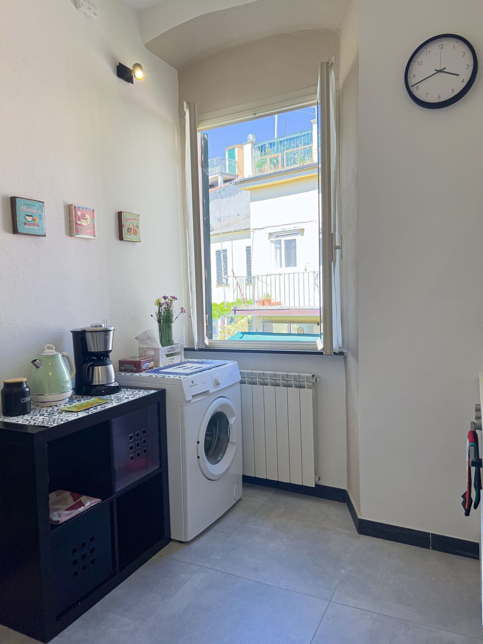 Kitchen, Living Room