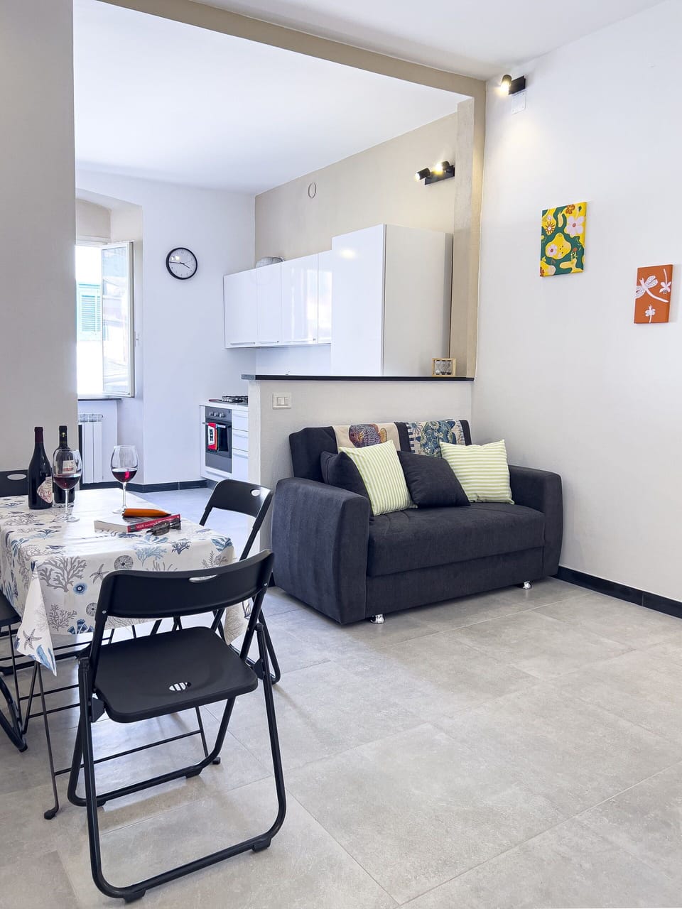 Kitchen, Living Room