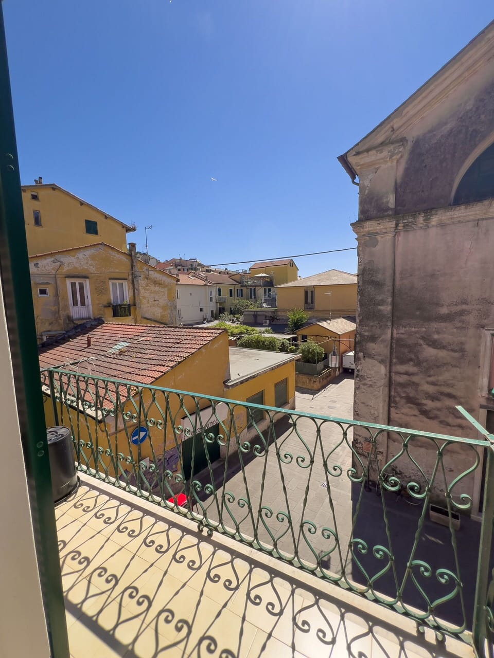 Balcony / Terrace / Patio, Bedroom, Building Exterior