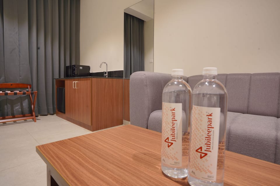 Premium Room, City View | Interior