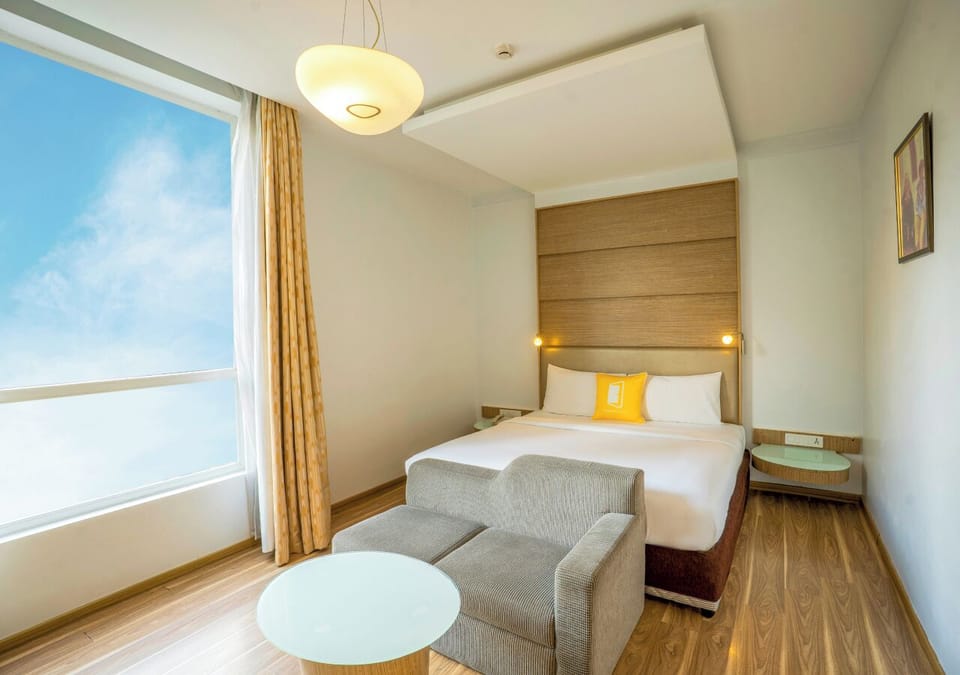 Superior Double Room | Desk, laptop workspace, iron/ironing board, free WiFi