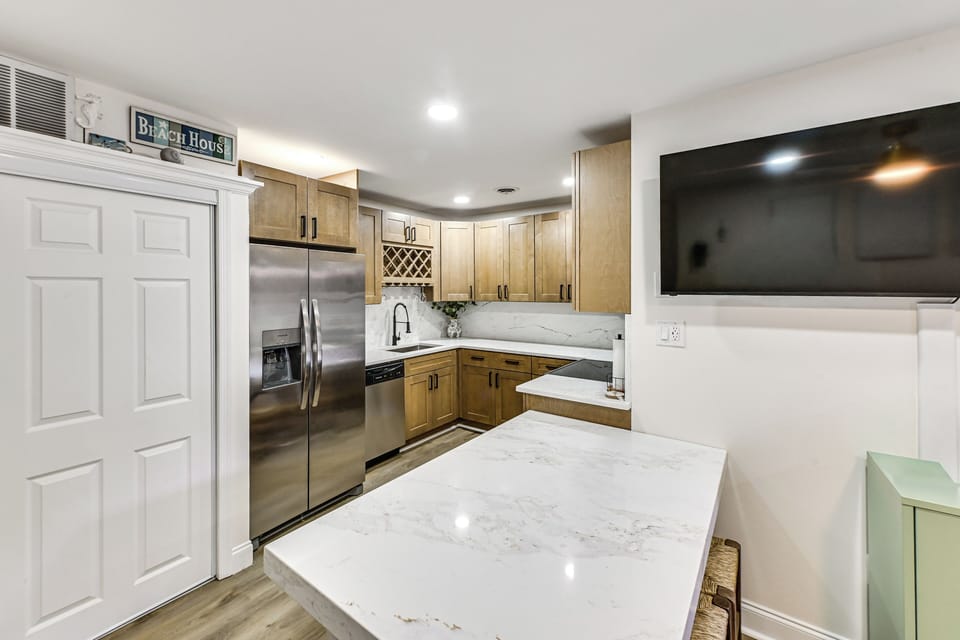 Kitchen | Breakfast Bar
