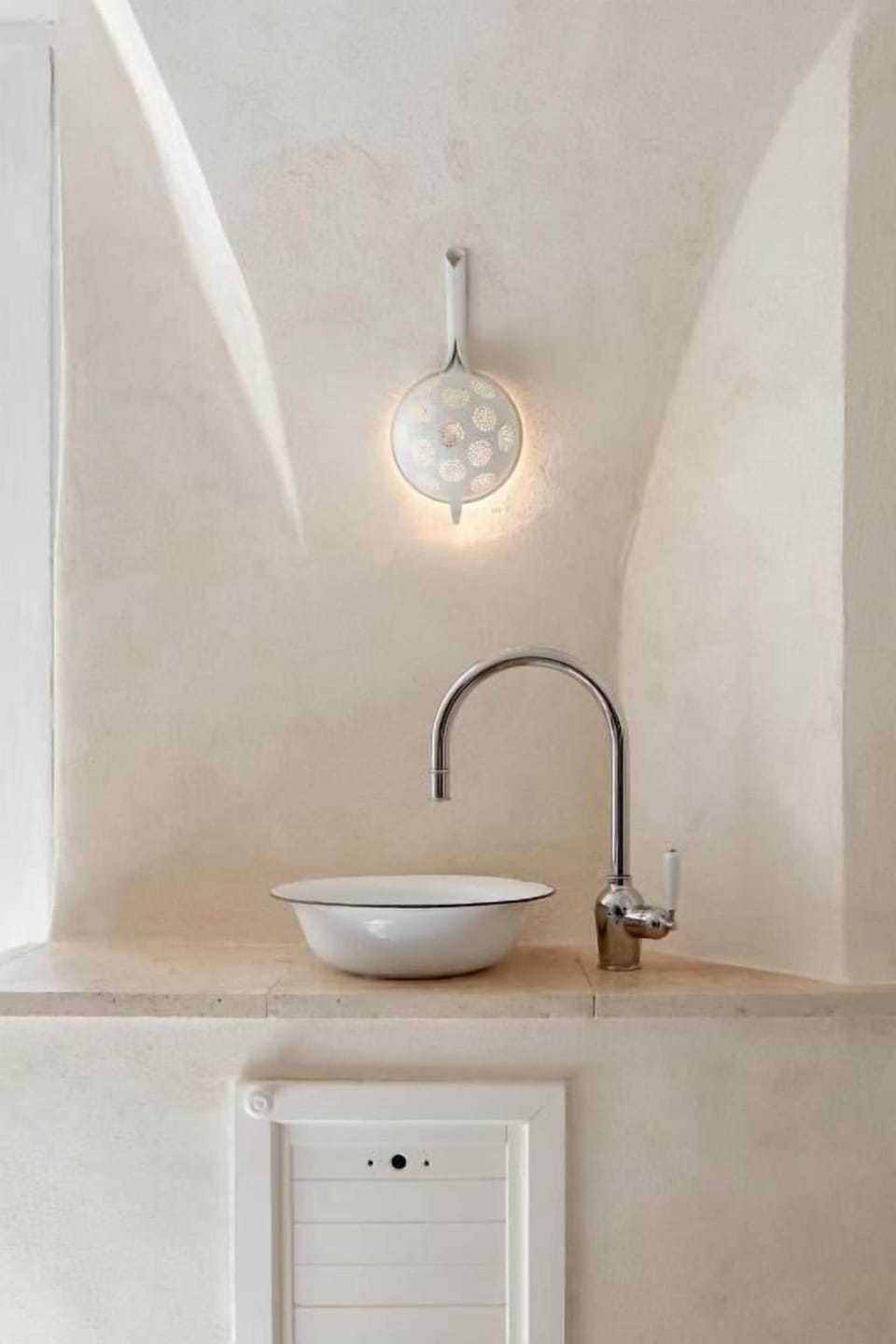 Designer toiletries, hair dryer, towels, soap