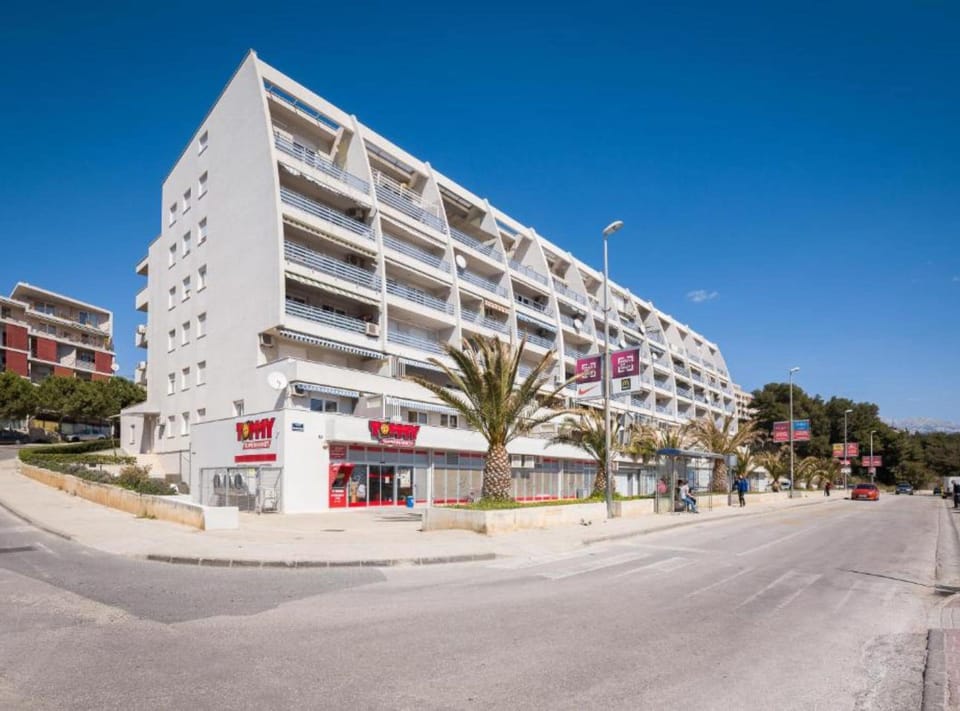 Apartment (One bedroom Apartment) | Exterior