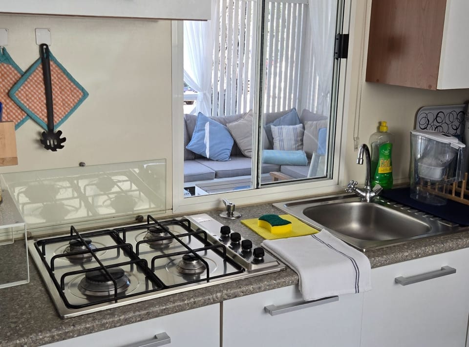 Mobile Home (Two Bedroom Mobile Home with Terrace) | Private kitchen | Fridge