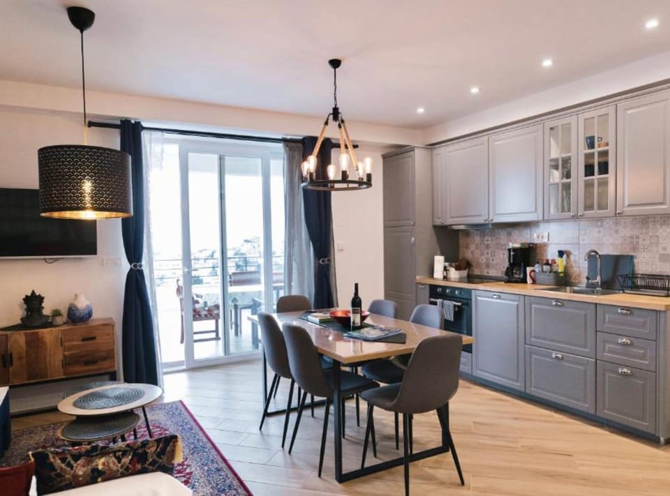 Apartment (Three Bedroom Apartment with Balcony) | Private kitchen | Fridge