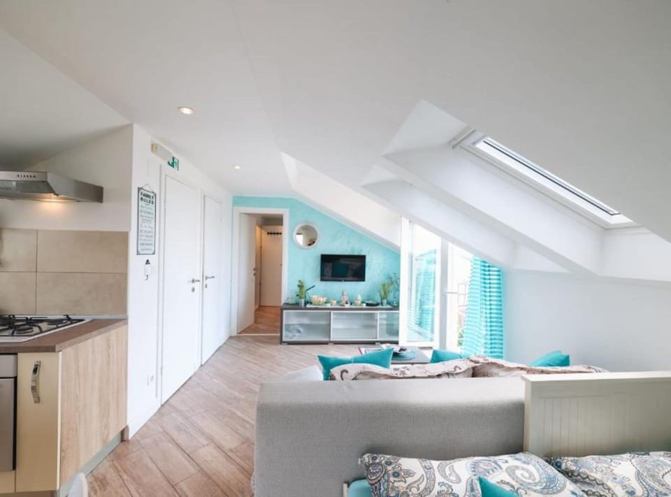 Apartment (Two Bedroom Apartment with Sea View a) | 2 bedrooms, cribs/infant beds