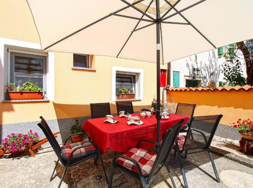 Apartment (apartment with terrace) | Terrace/patio
